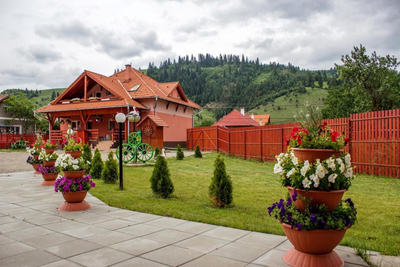 Отели типа «постель и завтрак» Picnic Panzio Lunca de Sus-31