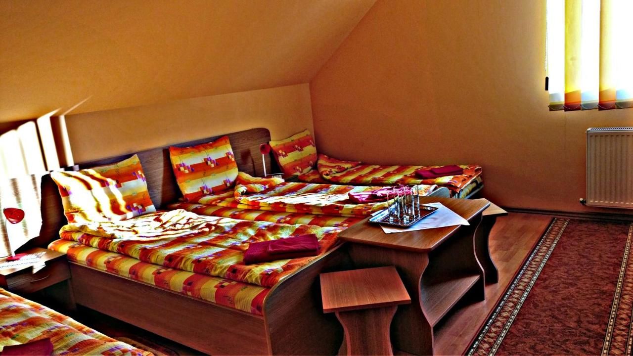 Отели типа «постель и завтрак» Picnic Panzio Lunca de Sus-47